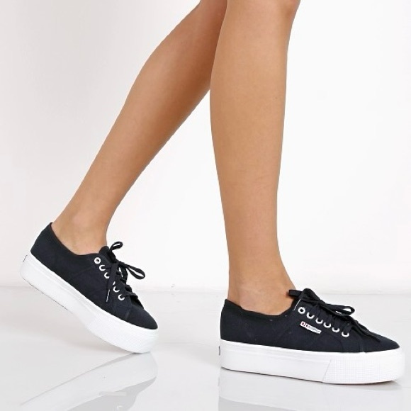 Superga Women's Black & White Platform Canvas 90’s Y2K Lace Up Sneakers Size 7 - Picture 1 of 12